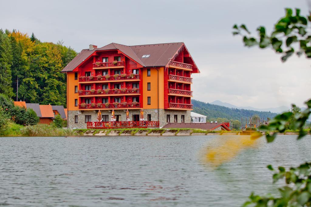 Hotel Impozant Valča Exterior foto