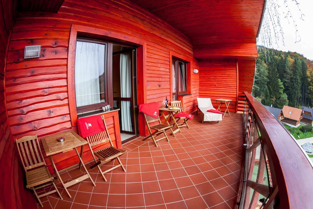 Hotel Impozant Valča Exterior foto